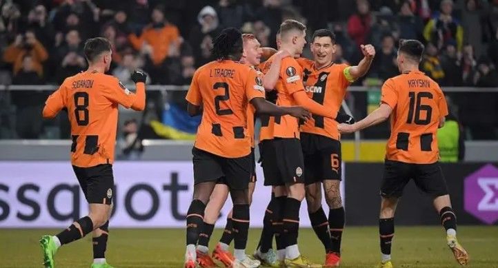 Shakhtar Donetsk vs Feyenoord Prediction, Betting Tips & Odds │9 MARCH, 2023