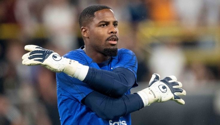 Milan Goalkeeper Maignan Could Join Chelsea or Bayern Munich