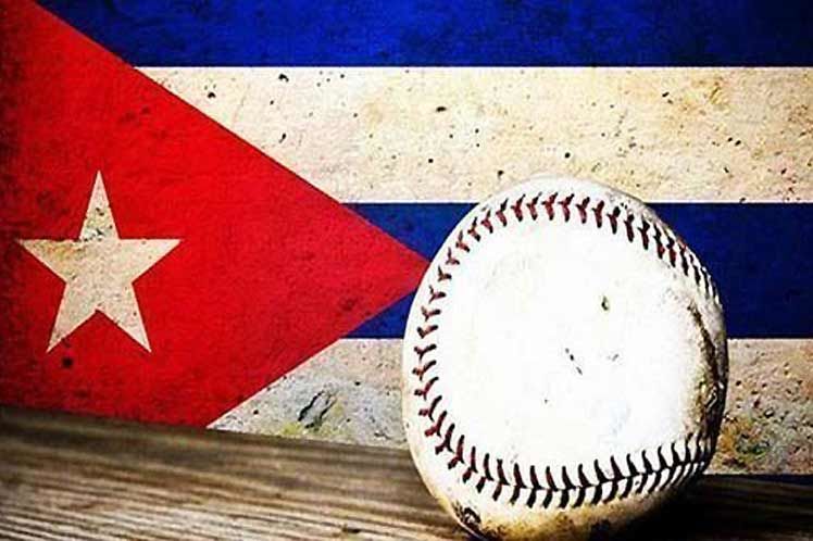 El poder del béisbol en Cuba: más allá de la problemática social