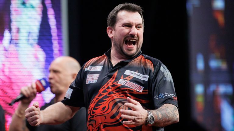 Jonny Clayton vs Gary Anderson Prediction, Betting Tips & Odds │26 MAY, 2022