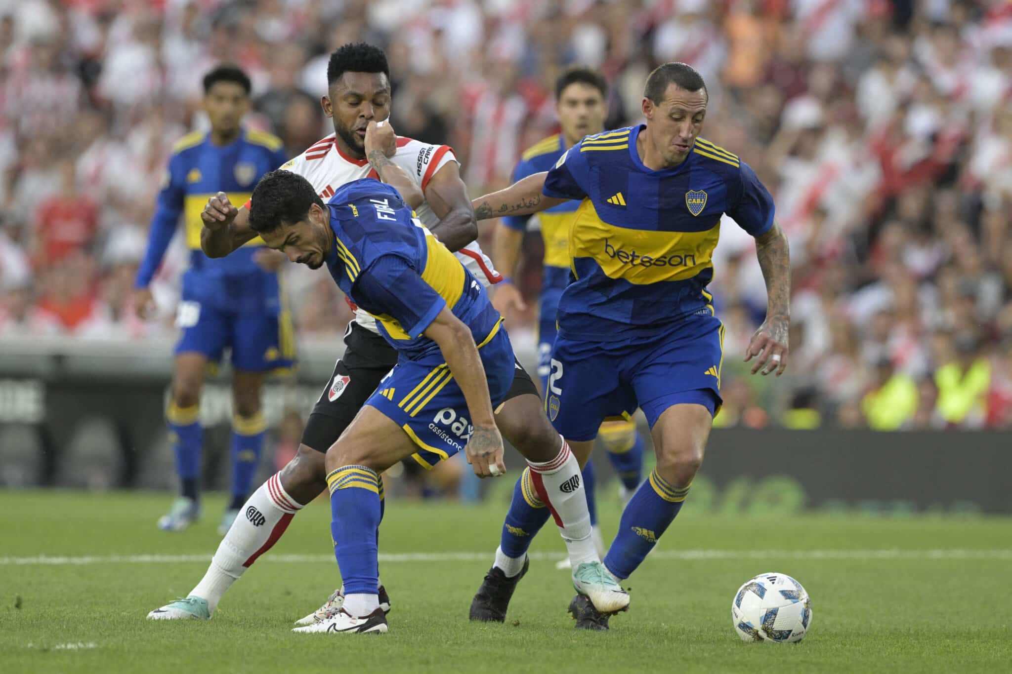River Plate vs. Boca Juniors. Pronóstico, Apuestas y Cuotas│21 de abril de 2024