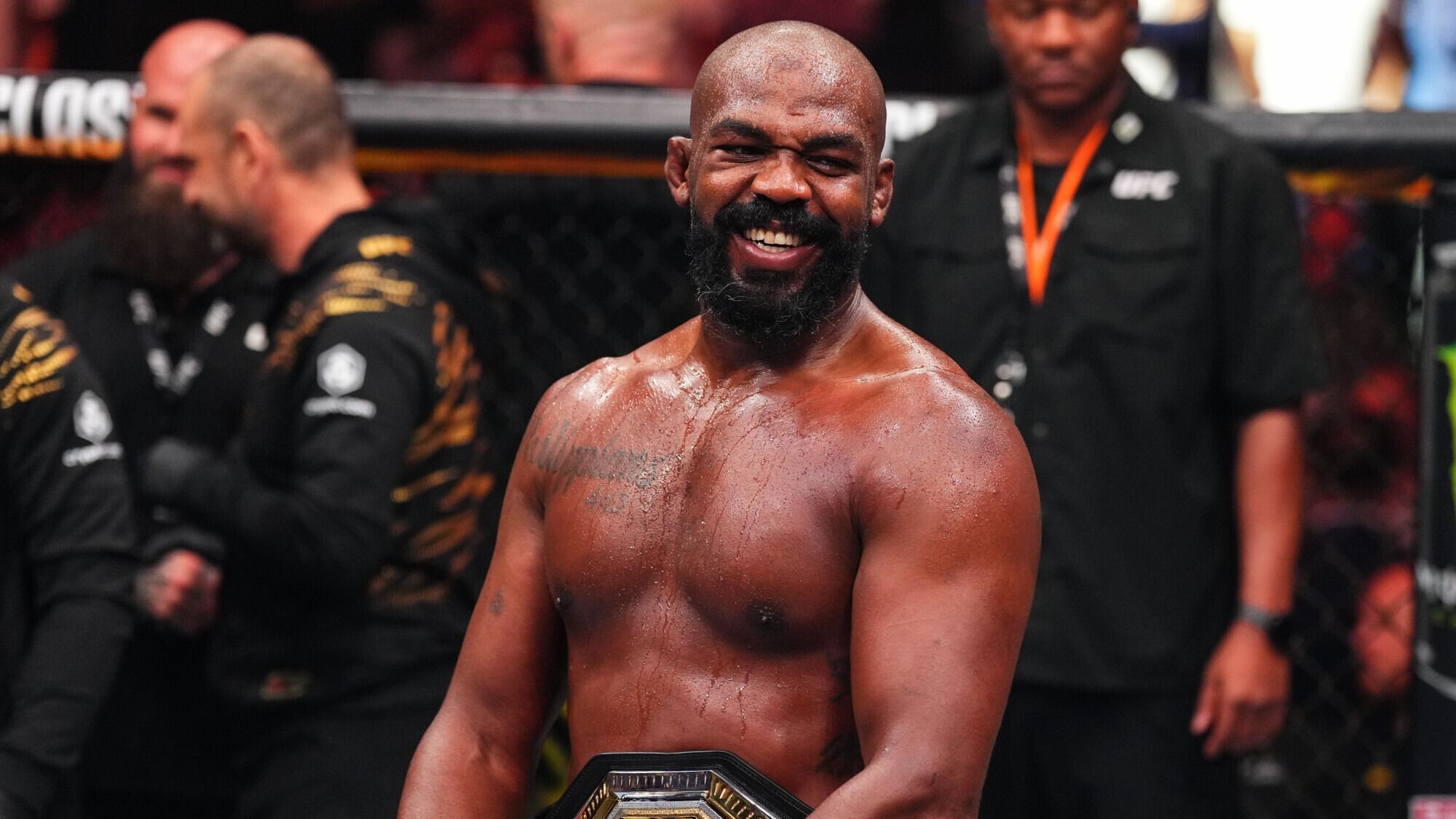 Jones Suggests Possible Fight at the White House