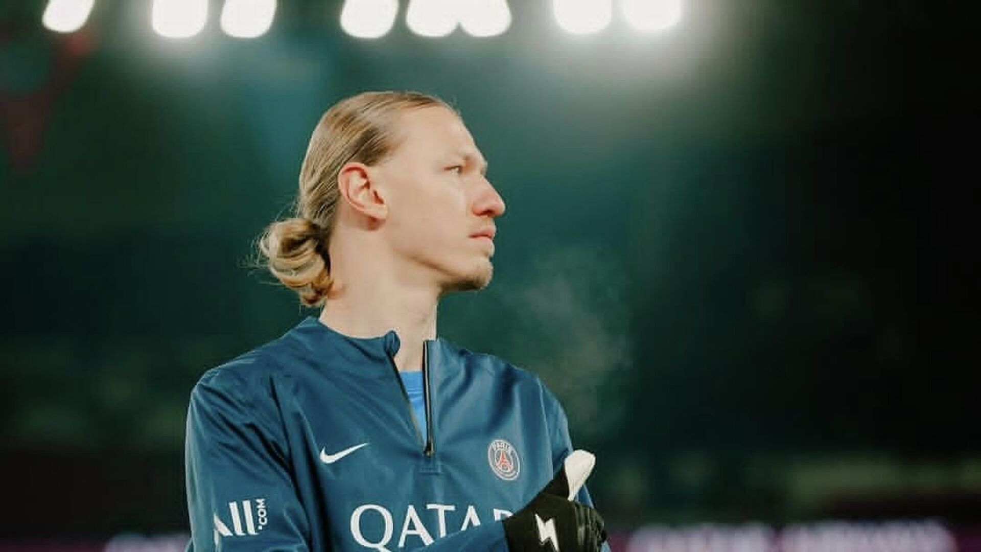 L'Equipe Journalist: Safonov's Recent Matches Have Pleased PSG Management