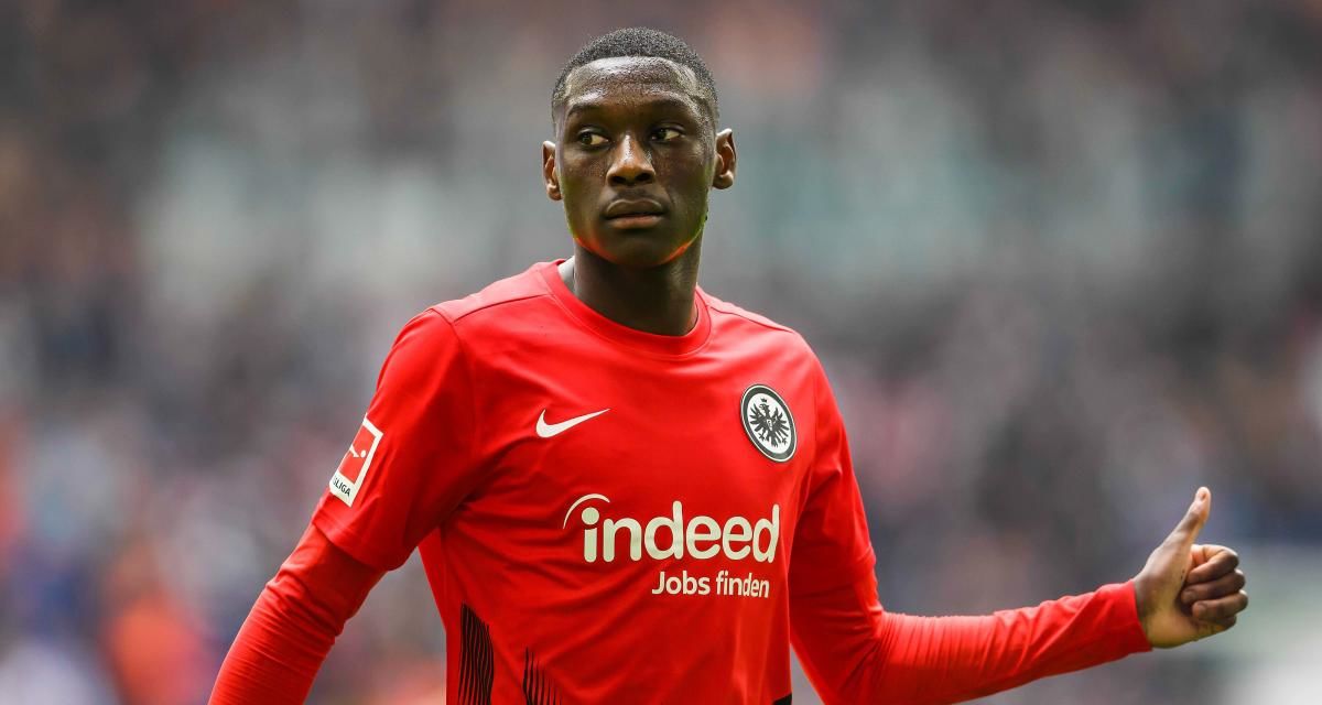 Randal Kolo Muani apoya al PSG, y falta a su entrenamiento con el Eintracht de Frankfurt 