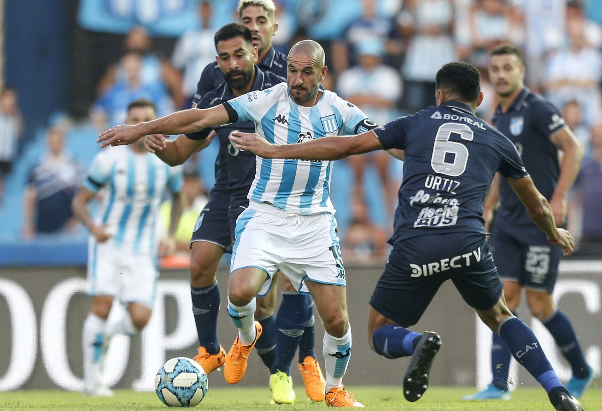 Racing Club vs. Club Atlético Tucumán. Pronostico, Apuestas y Cuotas│11 de octubre de 2022