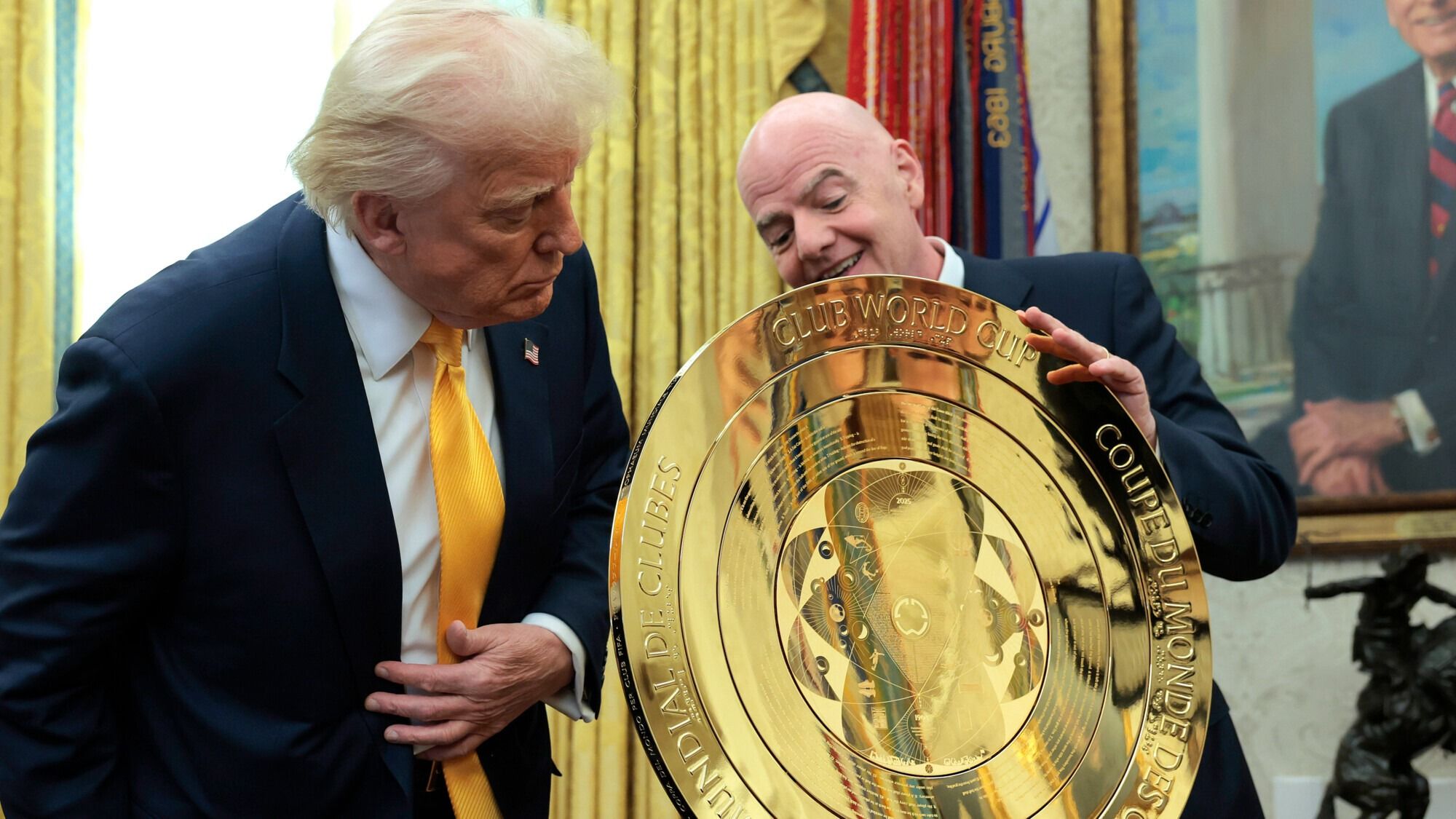 FIFA Gifts Trump Original Trophy from Club World Cup