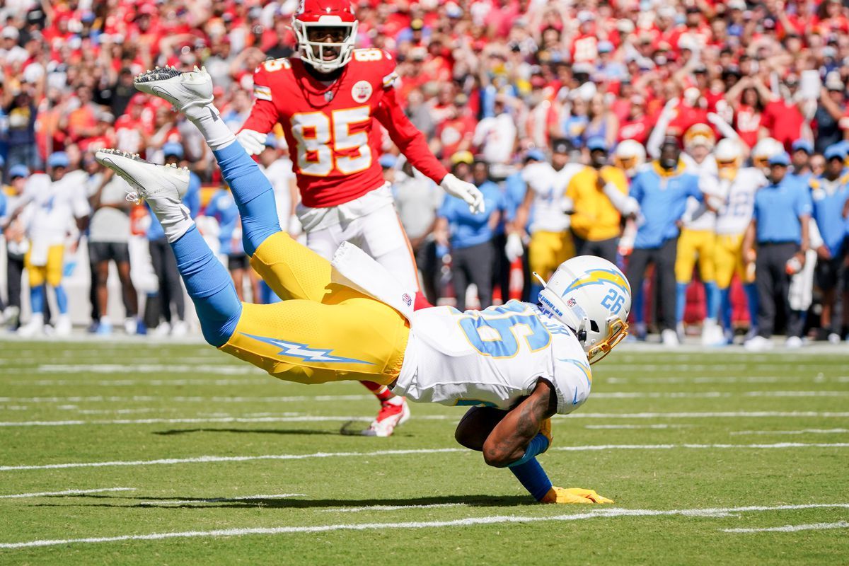 Kansas City Chiefs vs. Los Angeles Chargers Prediction, Betting Tips & Odds │17 DECEMBER, 2021