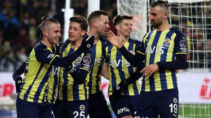 Konyaspor vs Fenerbahce Prediction, Betting Tips & Odds │ 29 AUGUST, 2022