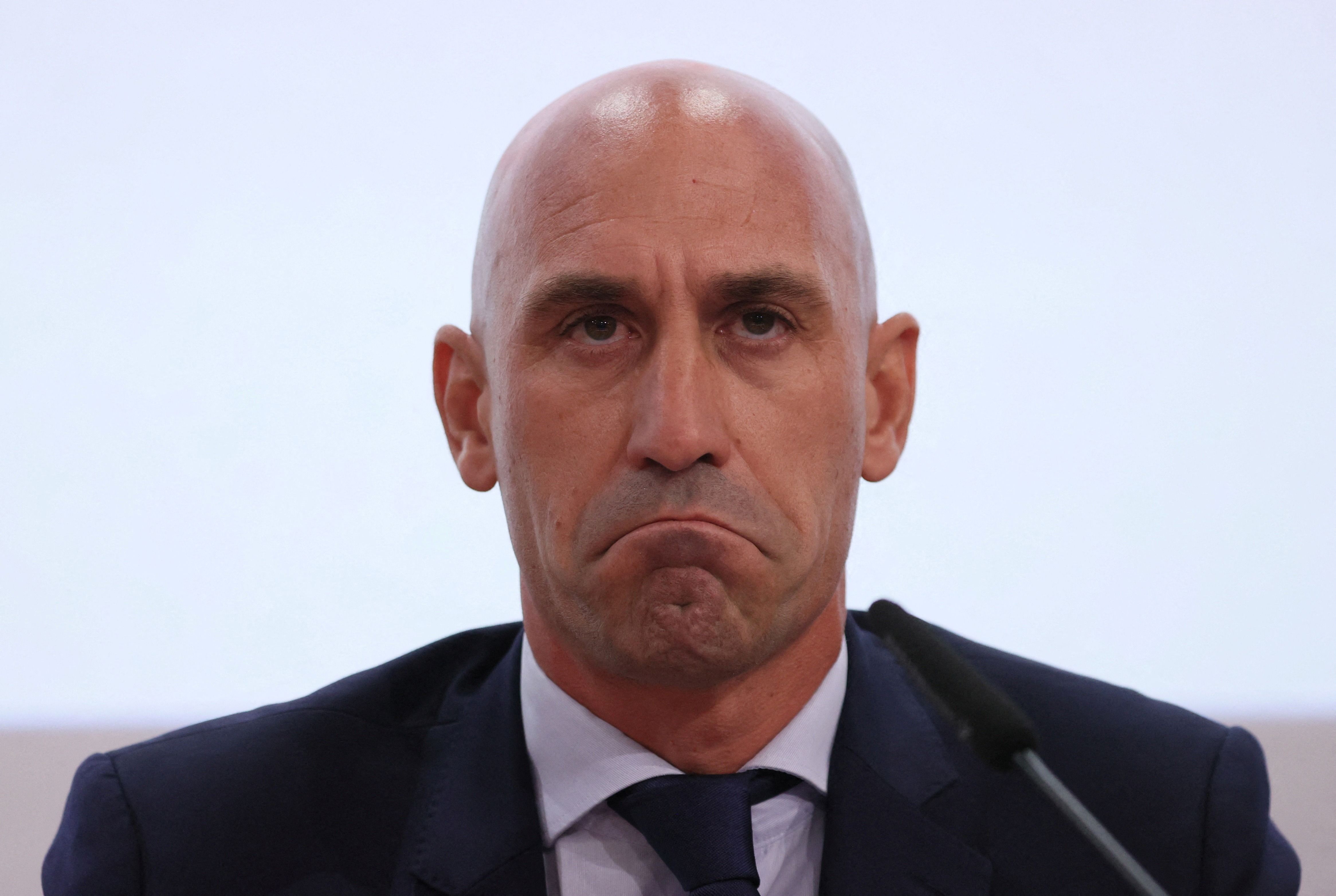 Former RFEF Head Rubiales Set to Return to Spain on April 6, Facing Immediate Arrest