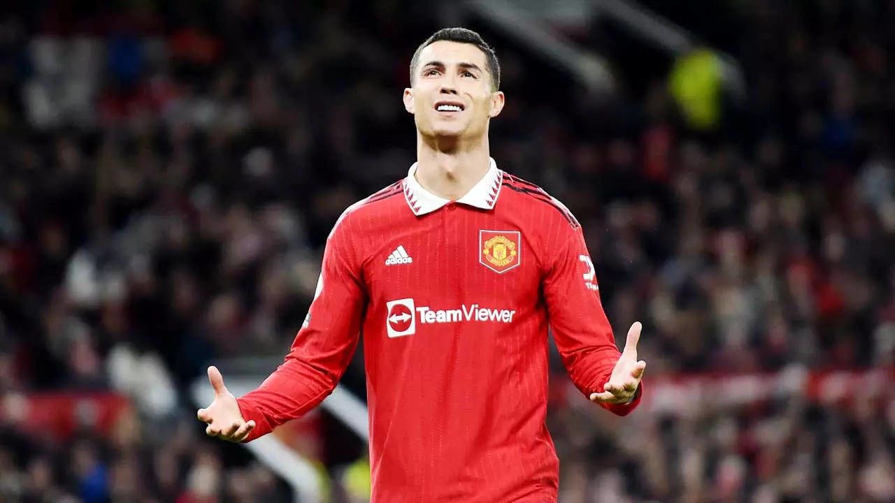 Manchester United issues a statement about Ronaldo's interview