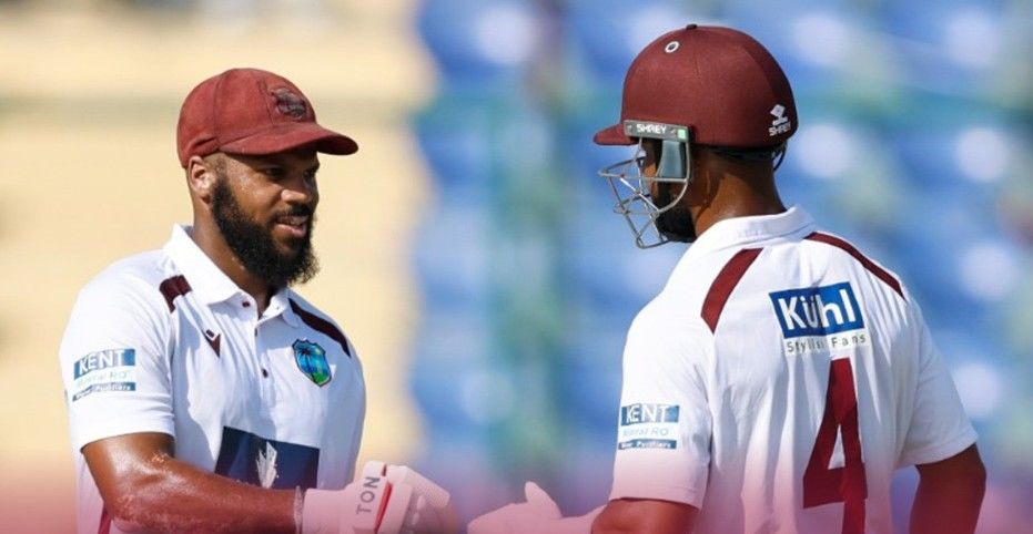 2nd Test, Day 3: Ten Doeschate admits India debated batting again