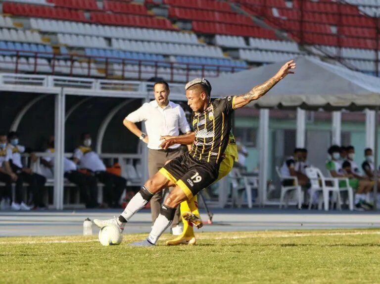 Deportivo Tachira vs Aragua Prediction, Betting Tips & Odds │10 JUNE, 2022