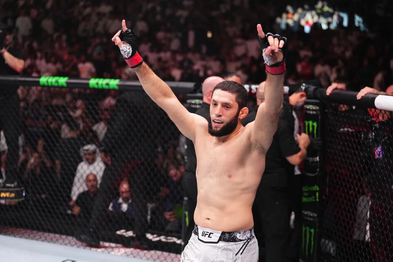 Khabib Will Corner Aliskerov at UFC 321