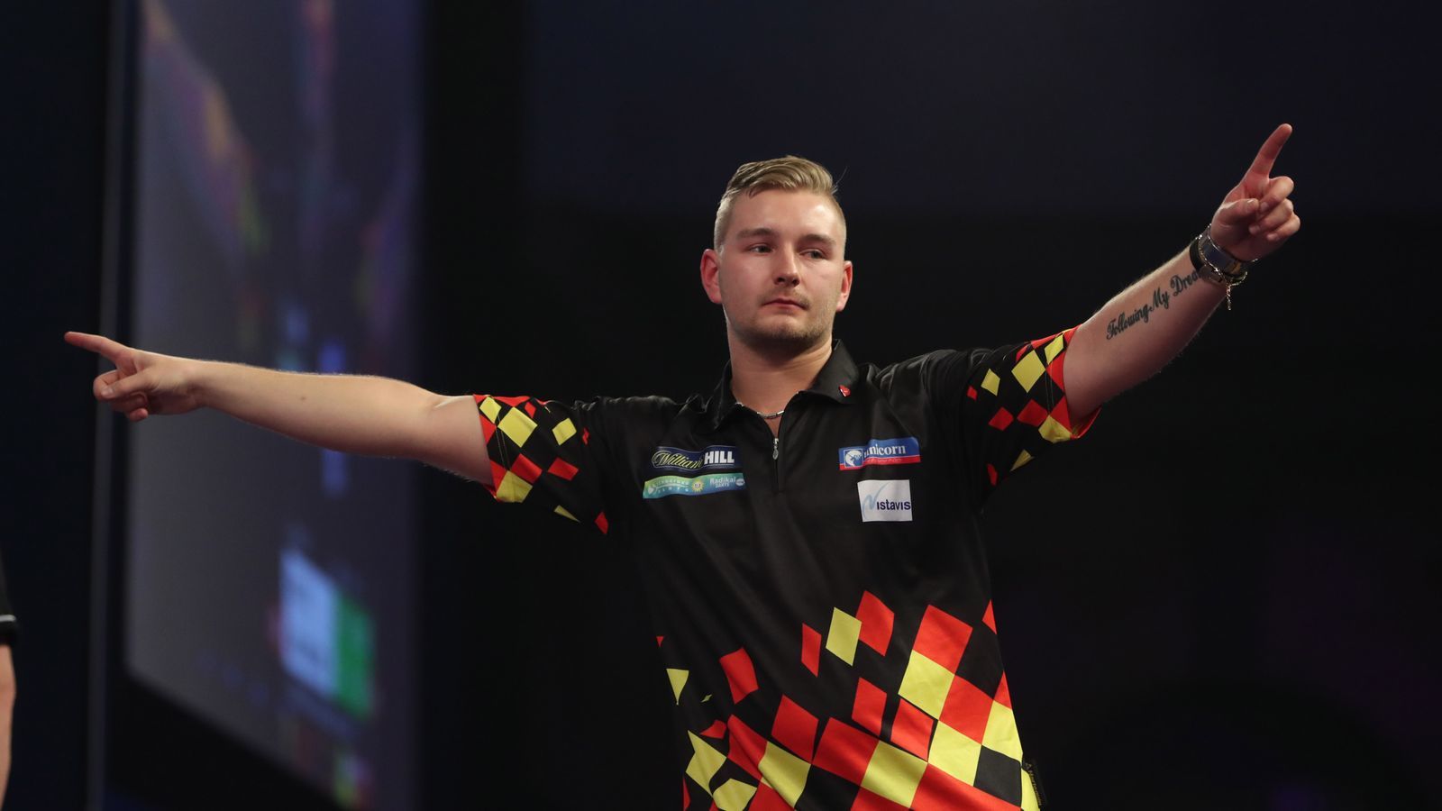 Dimitri Van Den Bergh vs. Ian White Prediction, Betting Tips & Odds │29 JANUARY, 2022