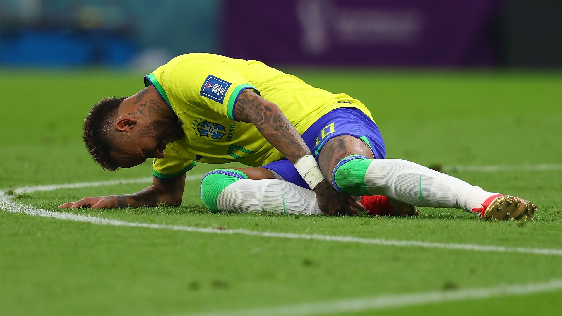 Neymar fue operado con éxito 