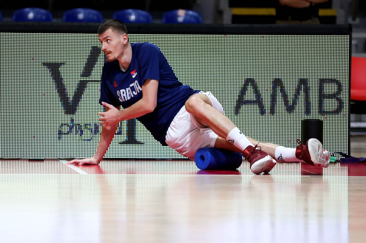 Serbian Basketball Player Simanić Has His Kidney Removed After Injury During World Cup Game