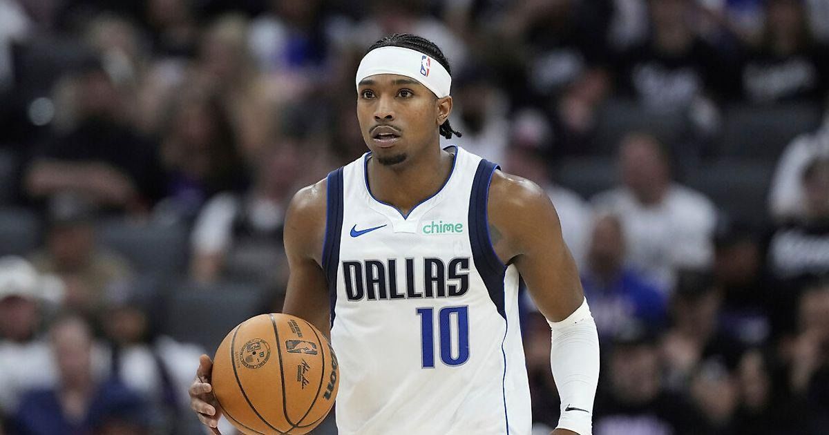 Dallas Mavericks Player Detained at Airport With Drugs