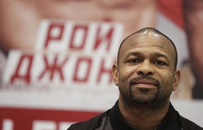 Roy Jones Jr. names top 4 boxers