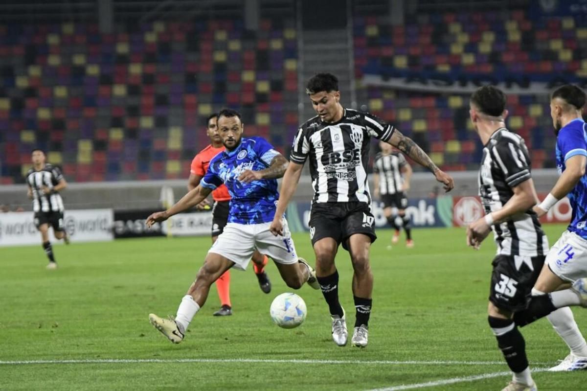 Cerro Largo vs Central Cordoba: Prediction for the Match on July 23, 2025 