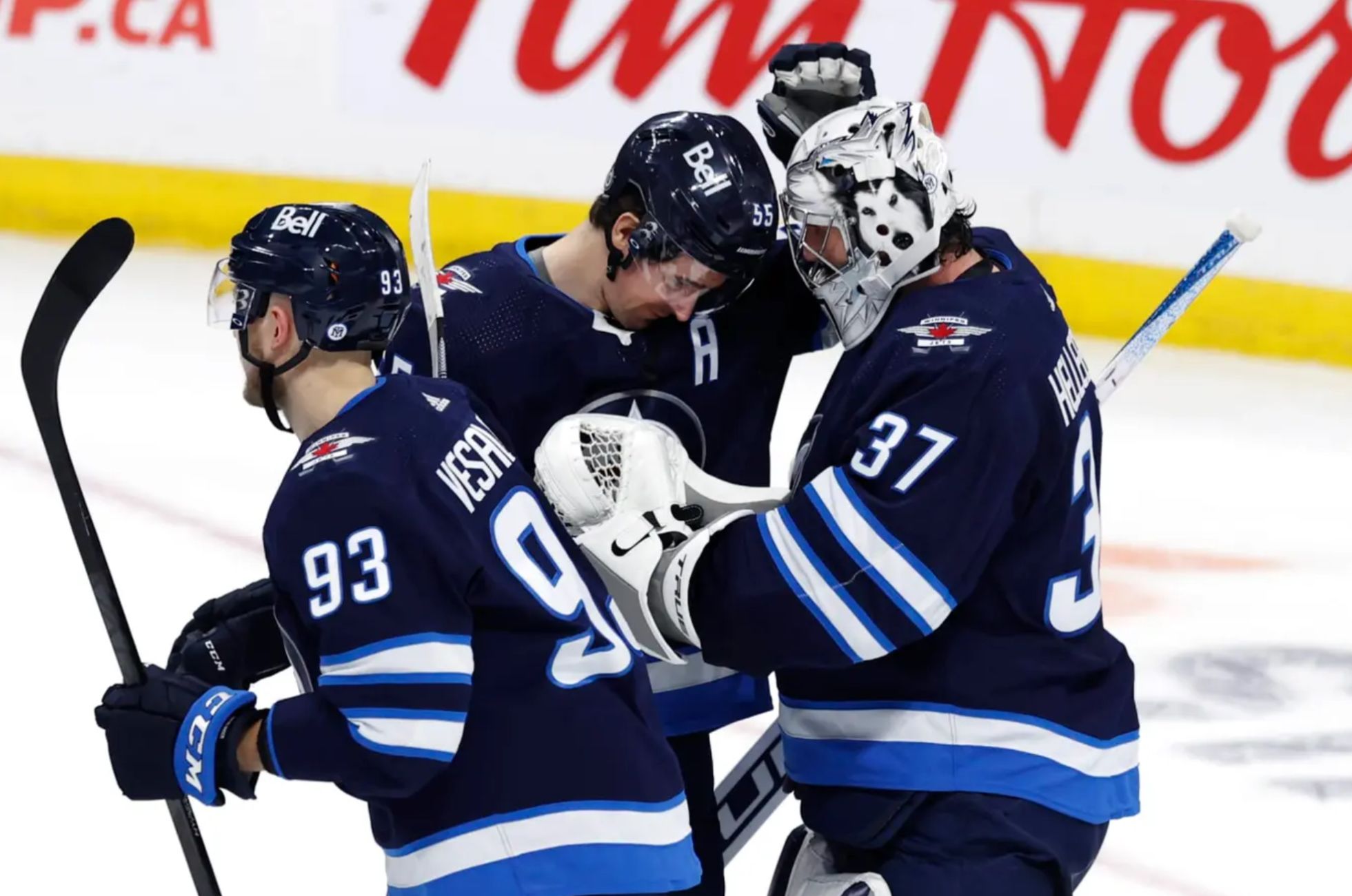 Winnipeg Jets vs Florida Panthers Prediction, Betting Tips & Odds │14 OCTOBER, 2023