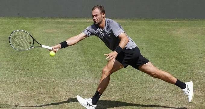 Roman Safiullin vs Denis Shapovalov Prediction, Betting Tips & Odds │9 JULY, 2023