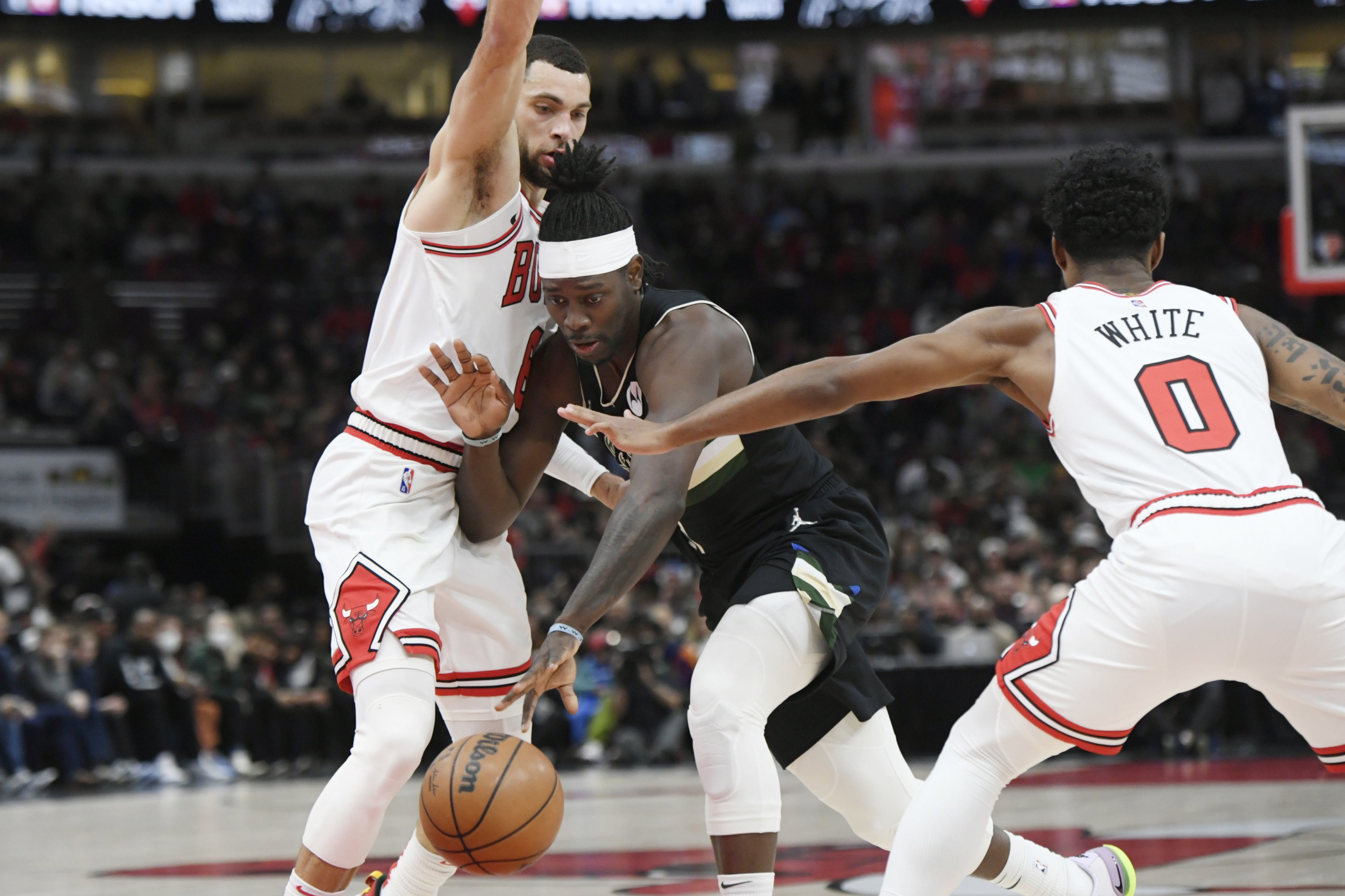 Milwaukee Bucks - Chicago Bulls: Bets and Odds for the match on 18 April