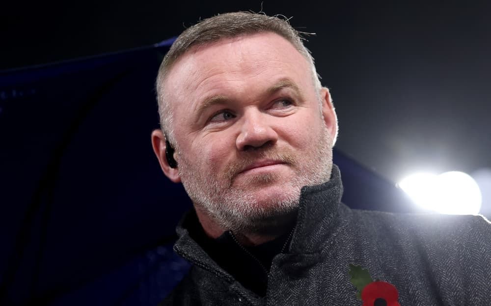 Rooney Names Premier League Title Contenders