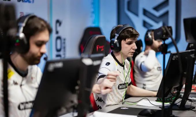 Heroic vs Virtus.pro. Pronostico, Apuestas y Cuotas│12 de marzo de 2024  