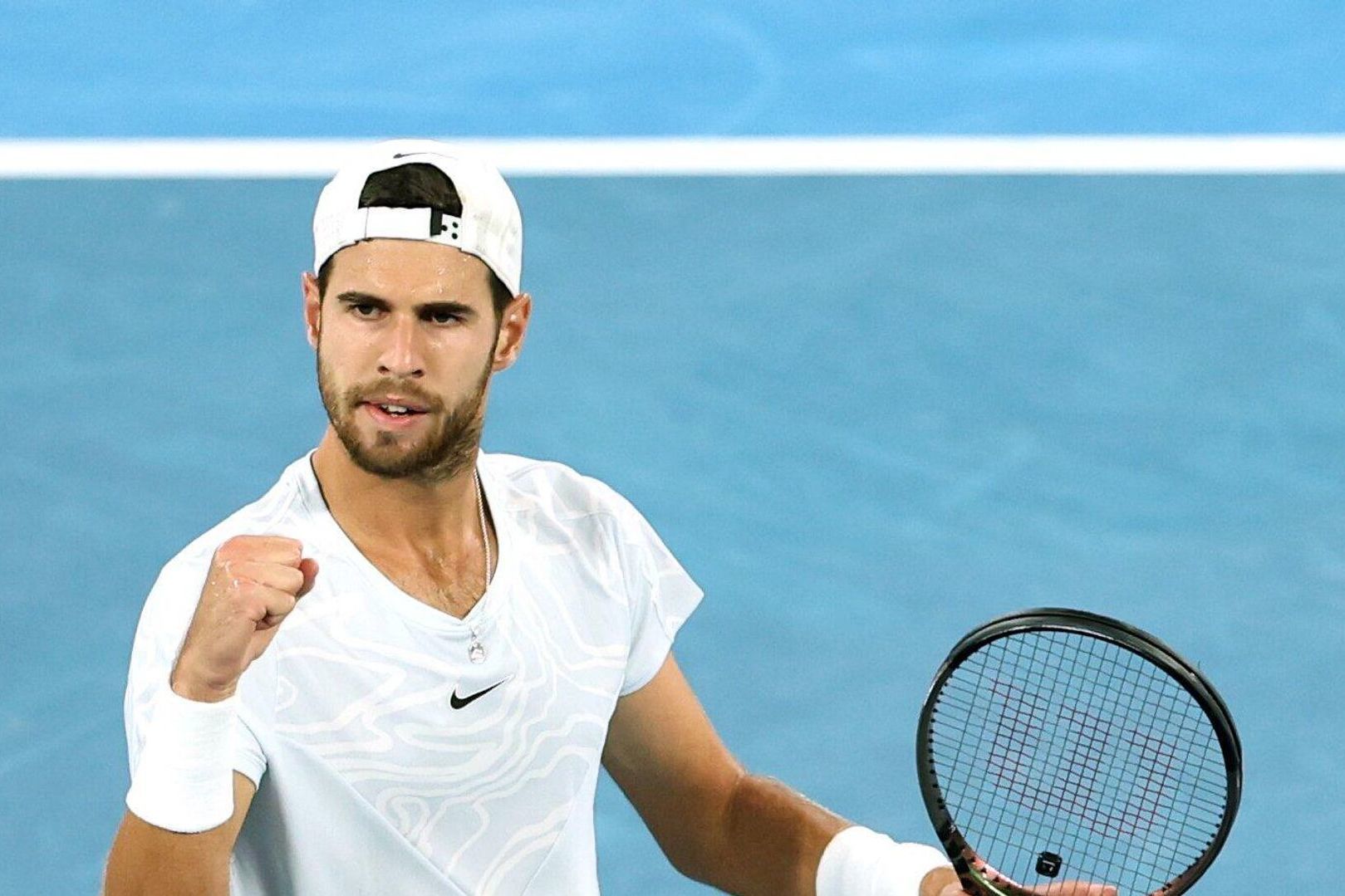 Tomas Machac vs. Karen Khachanov. Pronóstico, Apuestas y Cuotas | 19 de enero de 2024