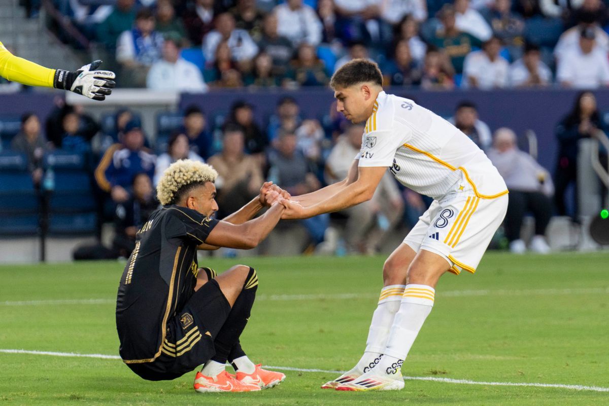 Los Angeles FC vs Los Angeles Galaxy: Prediction for the Match on July 20, 2025