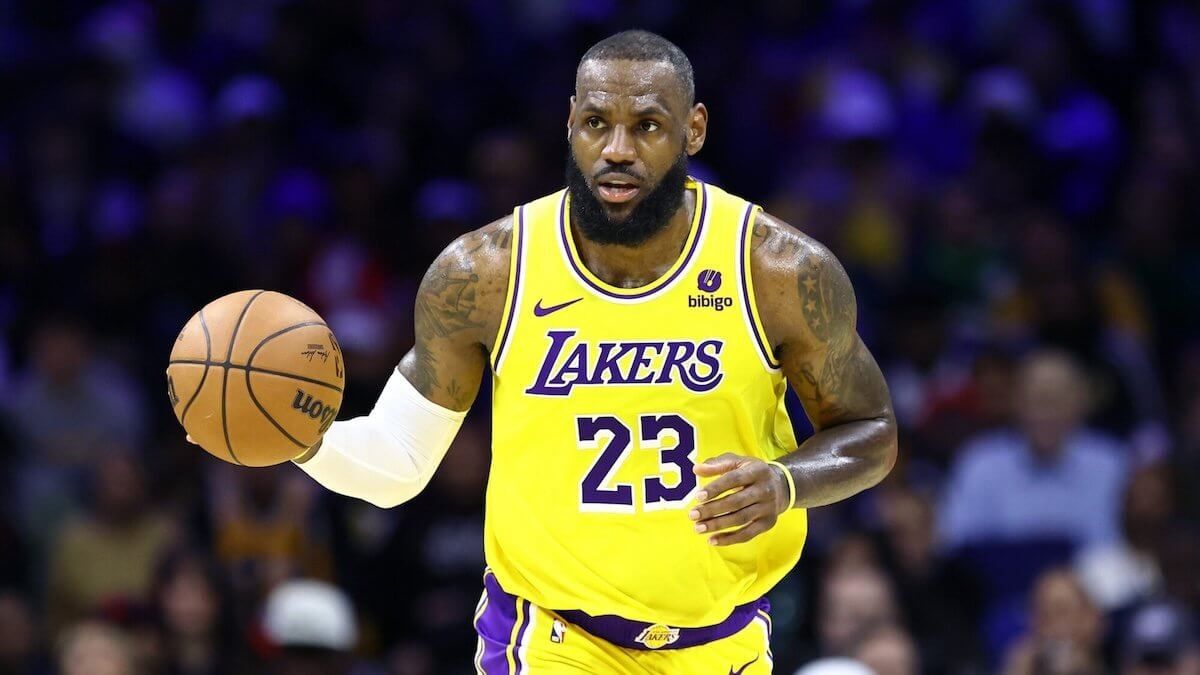 LeBron James Aims for Championship in Final Years of Career