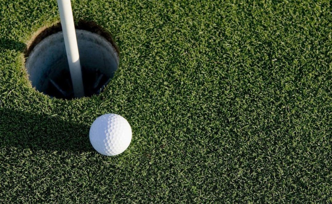 LIV Golf firma alianza con Caliente por los próximos 3 años