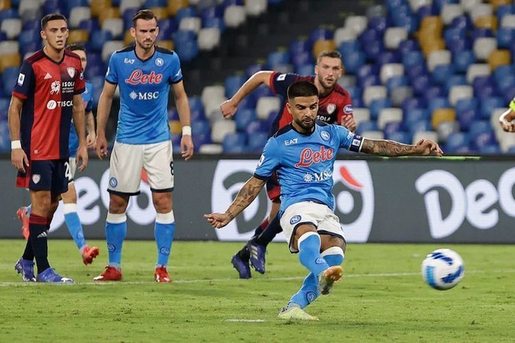 Kvaratskhelia's assist helps Napoli beat Bologna in the 10th round of Serie A