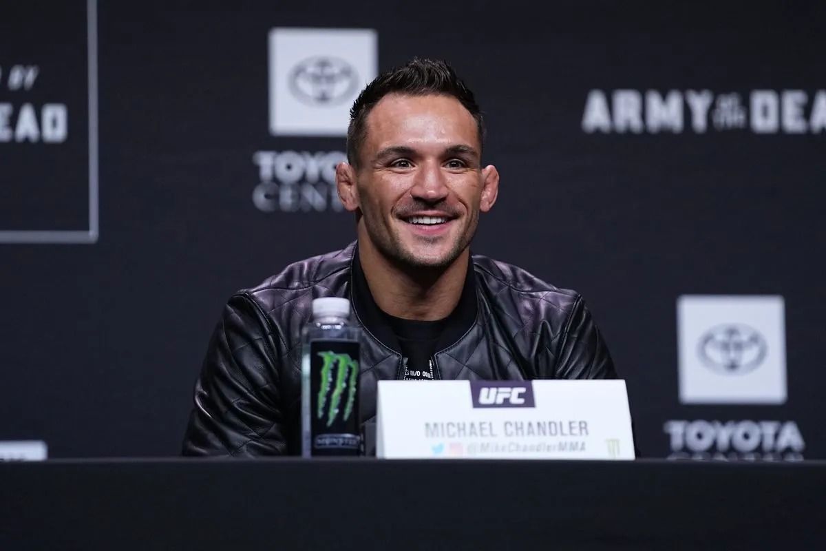 Aspinall Criticizes Chandler's Fight IQ