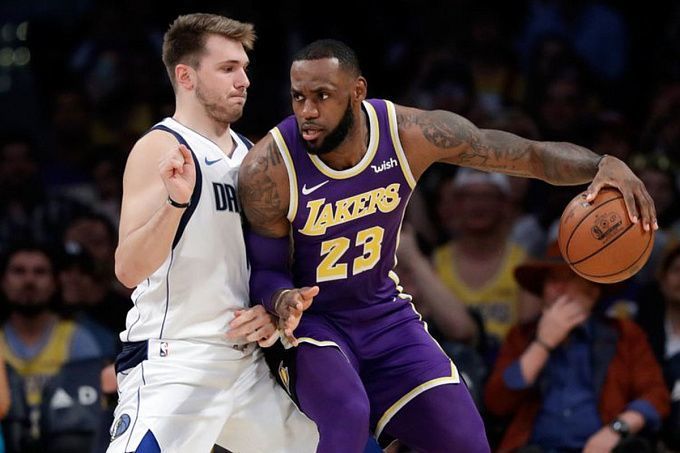 Dallas vs LA Lakers Prediction, Betting Tips & Odds │25 DECEMBER, 2022