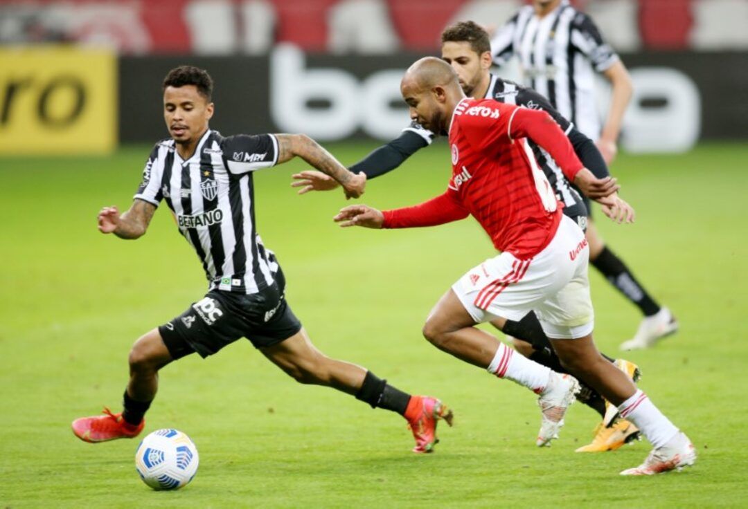 Internacional vs Atlético Mineiro: Prediction for the Match on November 03, 2025