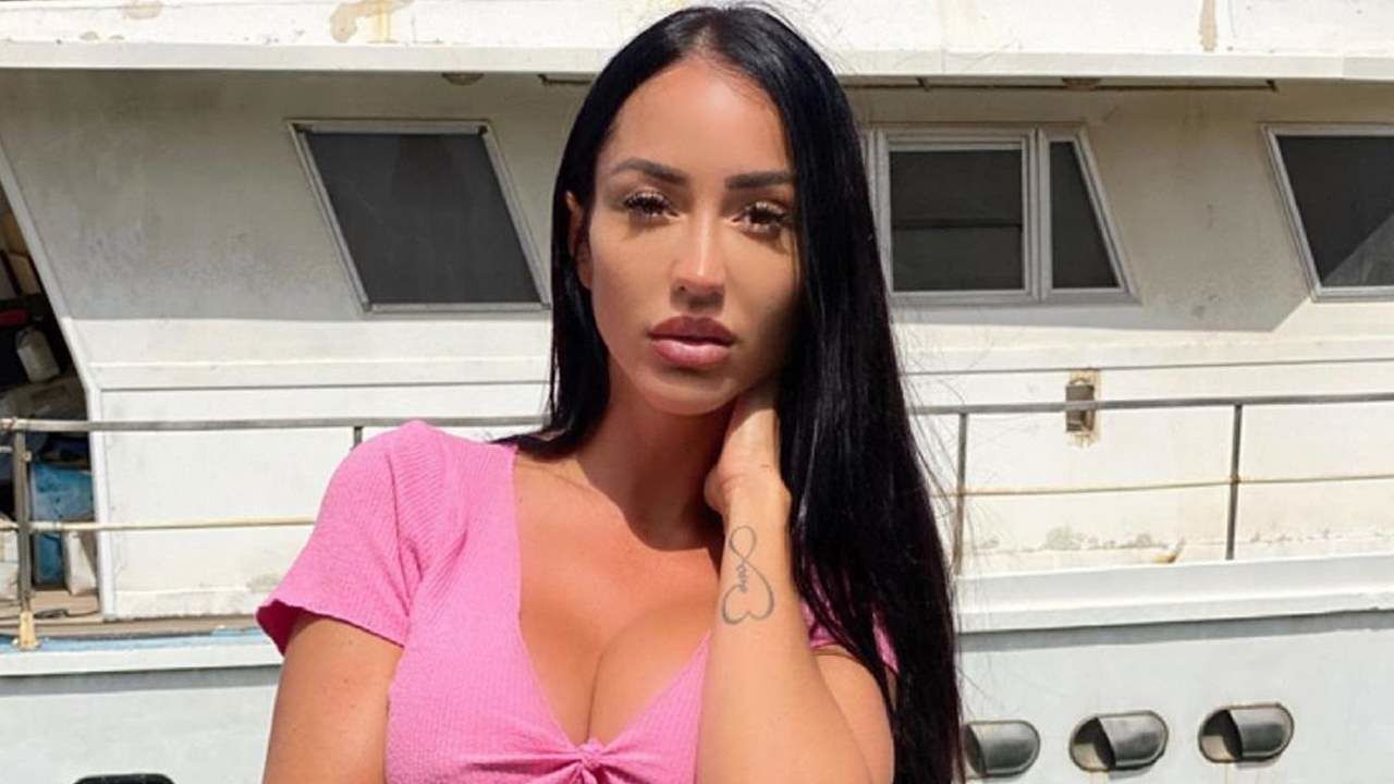 Aurah Ruiz, the girlfriend of ex-PSG player Jese Rodriguez, whom she tried to run over with a car