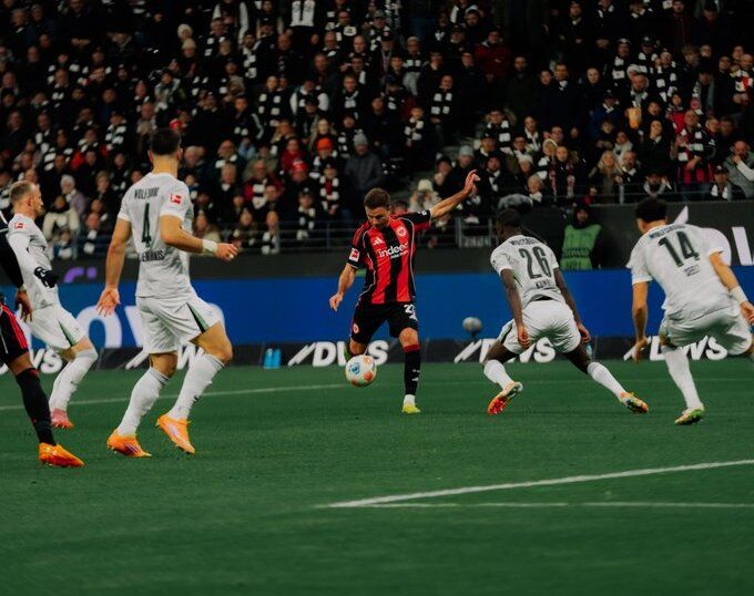 Eintracht Frankfurt vs Augsburg: Prediction for the Match on December 13, 2025