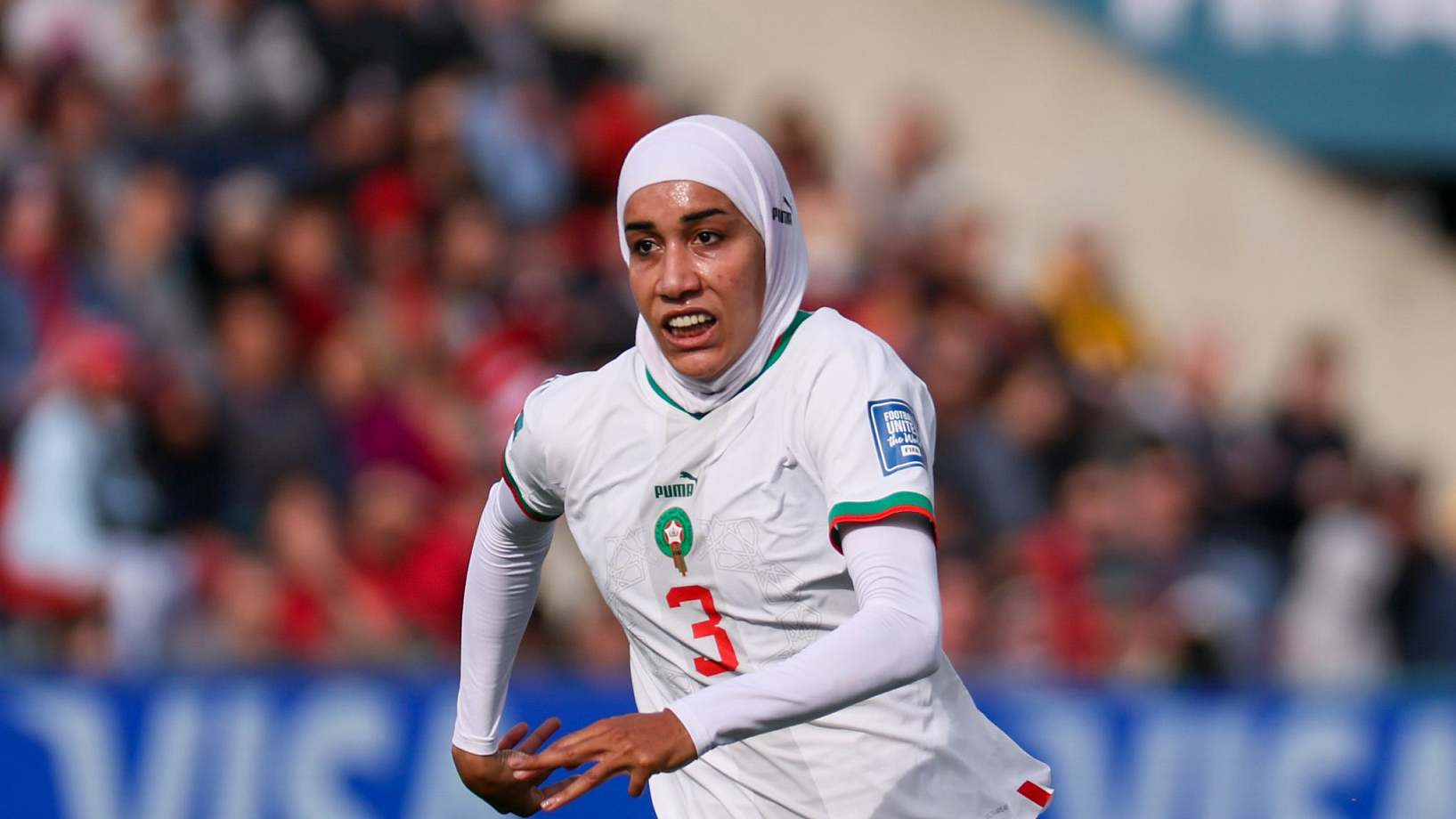 Una futbolista marroquí se convirtió en la primera mujer en usar hiyab en un partido de la Copa del Mundo