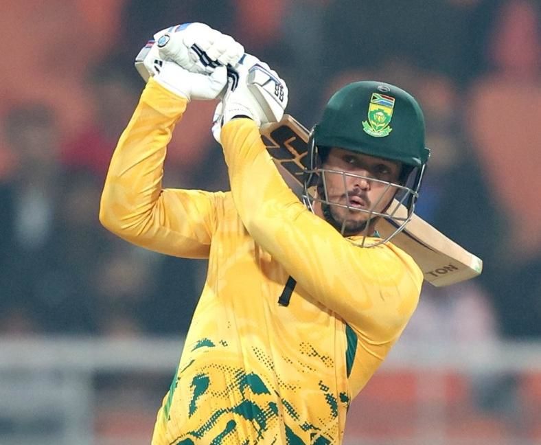 De Kock’s 90, Baartman’s 4-24 Power South Africa to 51-Run Win, Series Level at 1-1