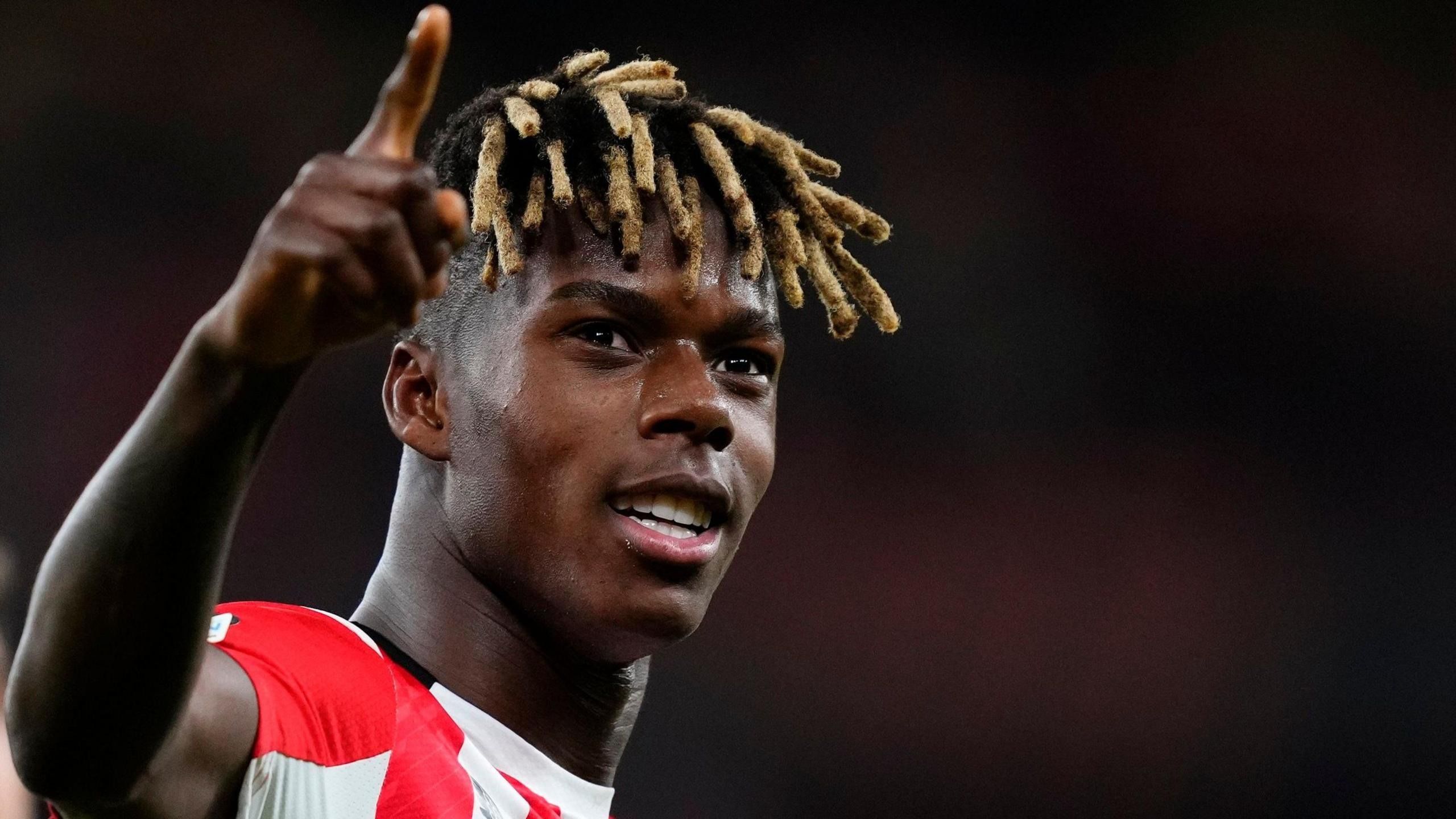 Deco Says Barcelona Were Not Interested in Signing Williams