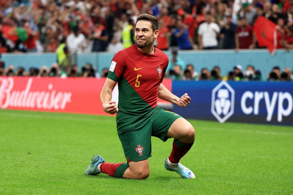 Gonçalo Ramos' hat-trick helps Portugal defeat Switzerland in the last 16 of the 2022 World Cup 