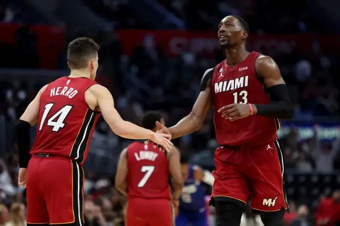 Miami Heat vs Philadelphia 76ers. Pronóstico, Apuestas y Cuotas│25 de diciembre de 2023