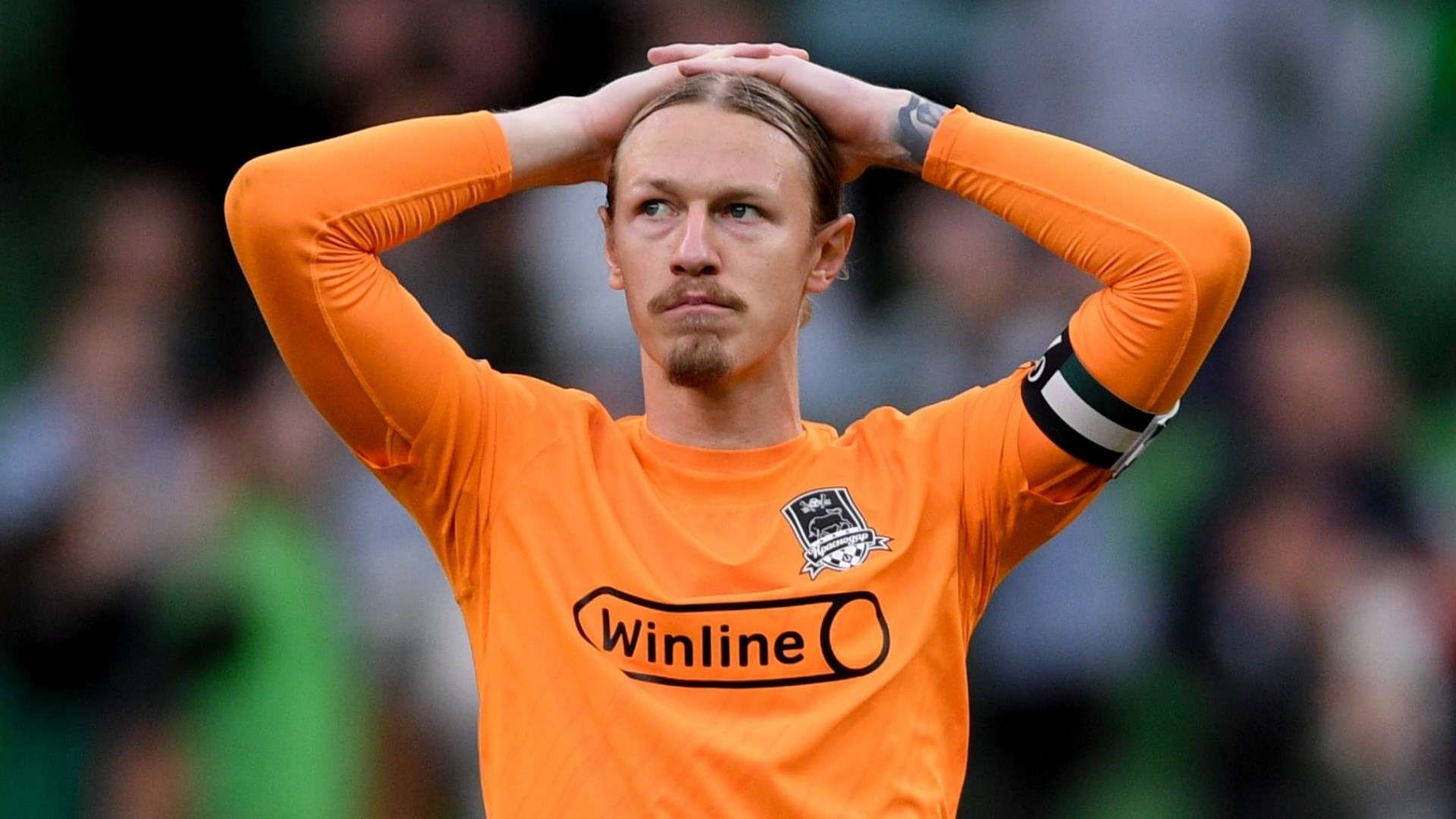 Transfer Feed: Safonov May Leave PSG Before the End of the Transfer Window