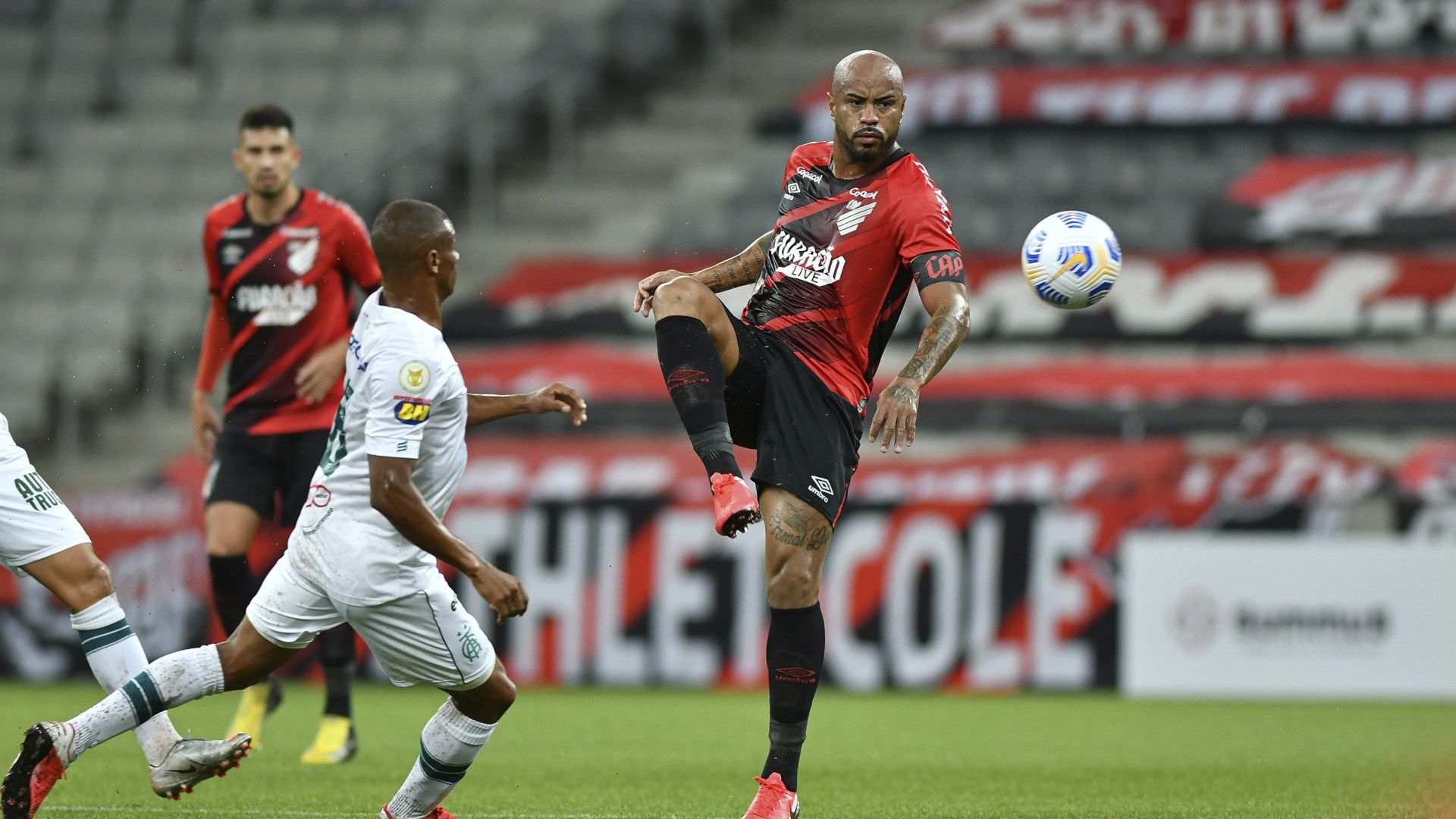 Red Bull Bragantino vs. Atlético Paranaense. Pronostico, Apuestas y Cuotas│22 de octubre de 2022