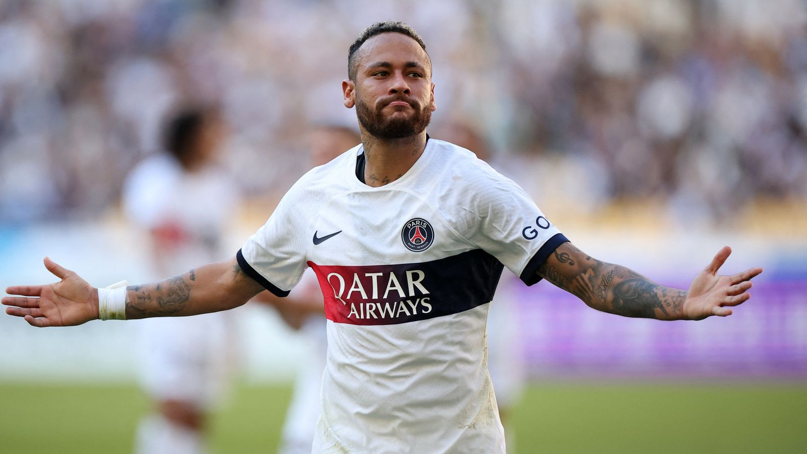 Paris Saint-Germain thank Neymar Jr, a club legend