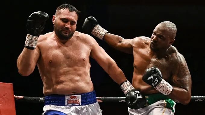 Whyte Вefeats Hammer By TKO At Boxing Event In Ireland