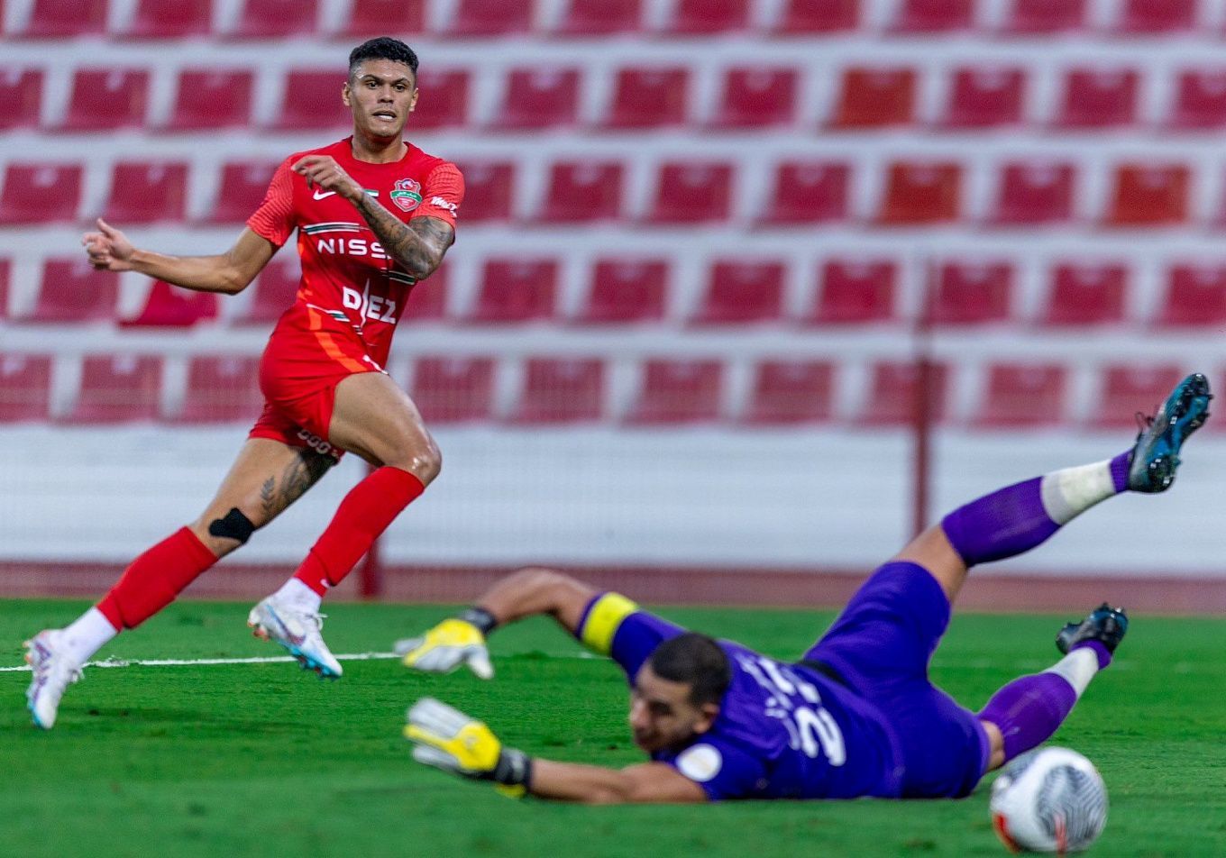 Shabab Al-Ahli SC vs Emirates Club Prediction, Betting Tips & Odds │08 DECEMBER, 2023