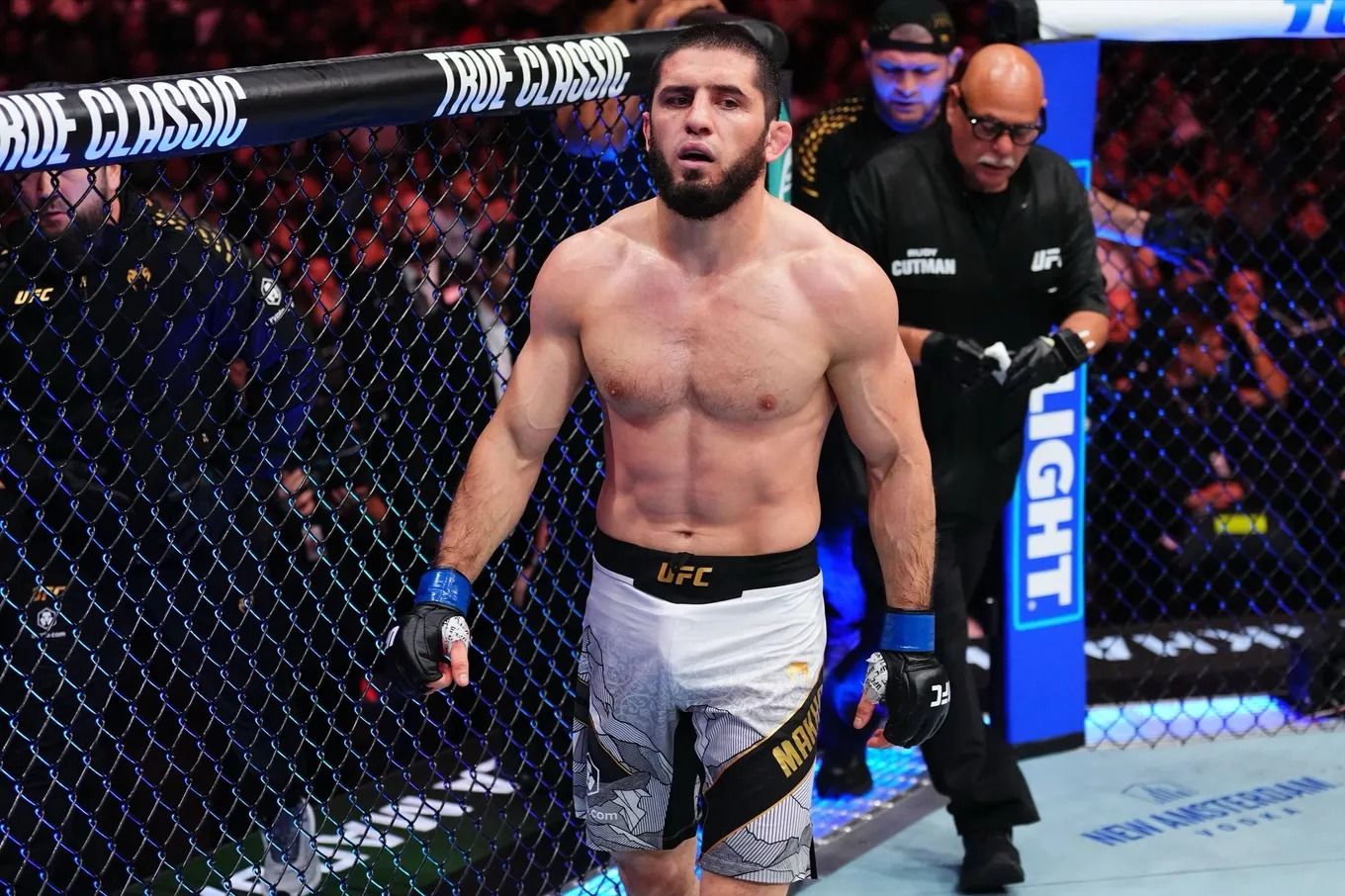 Makhachev Won’t Have Any Problems at Welterweight: Aliskerov