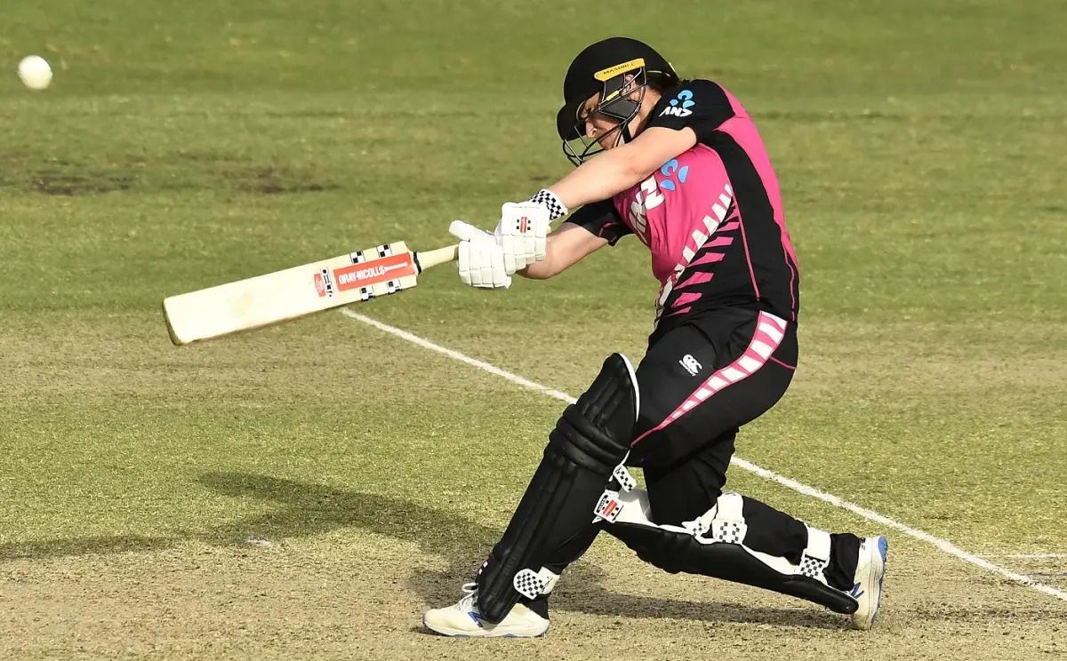 NZ Women's Wicketkeeper Katey Martin says goodbye to international cricket